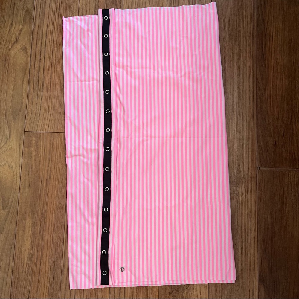 Customizable snap scarf